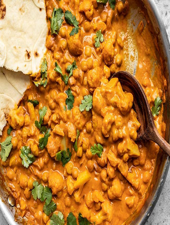 Easy Cauliflower and Chickpea Masala - Richflavour.com