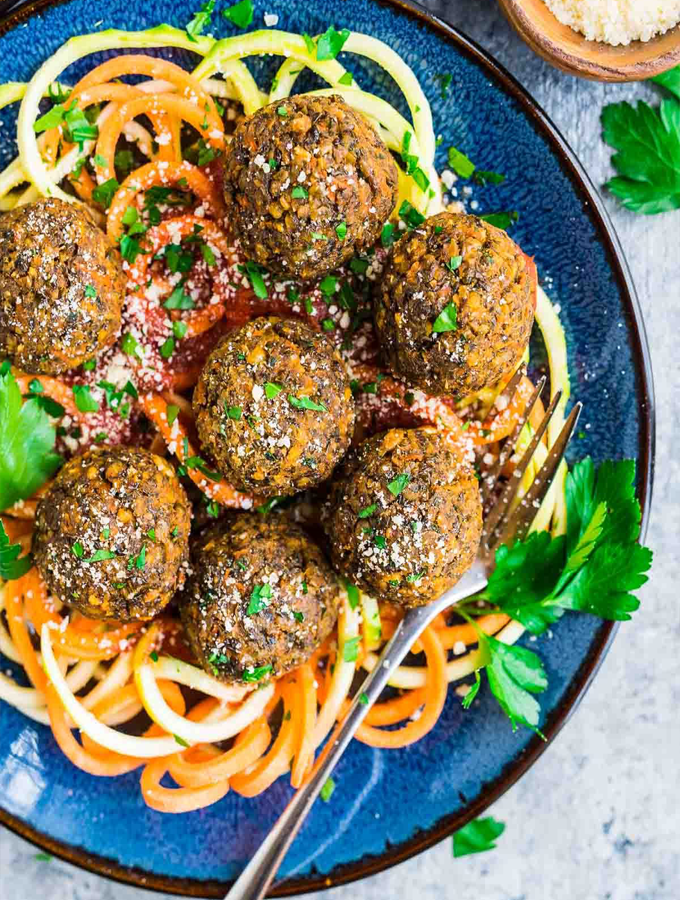 Simple Baked Vegetarian Lentil Meatballs