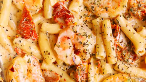 Creamy Mozzarella Shrimp Pasta Richflavour Com