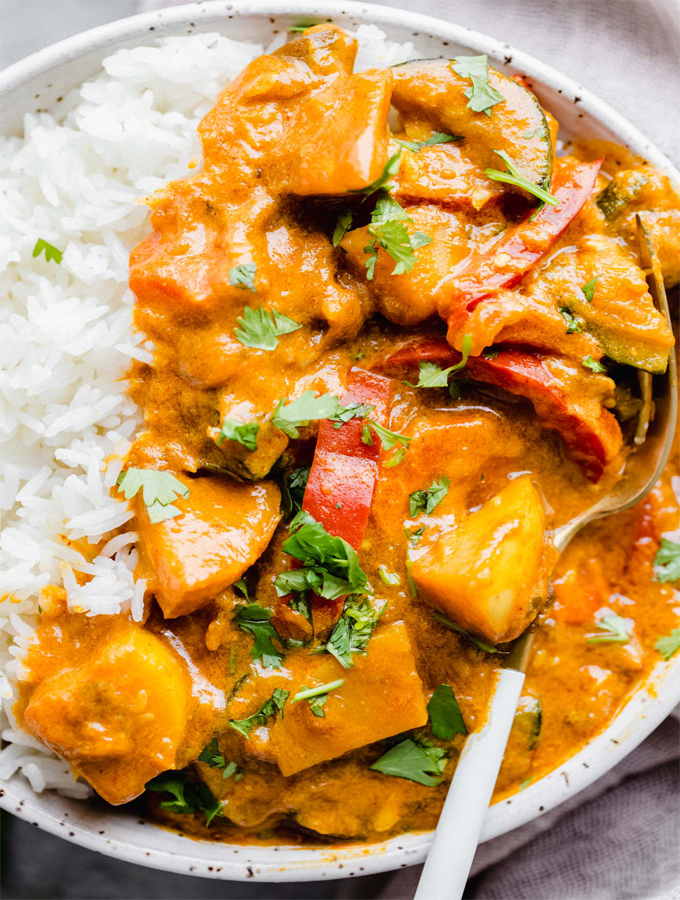 One Pan Vegan Thai Curry Recipe - Richflavour.com